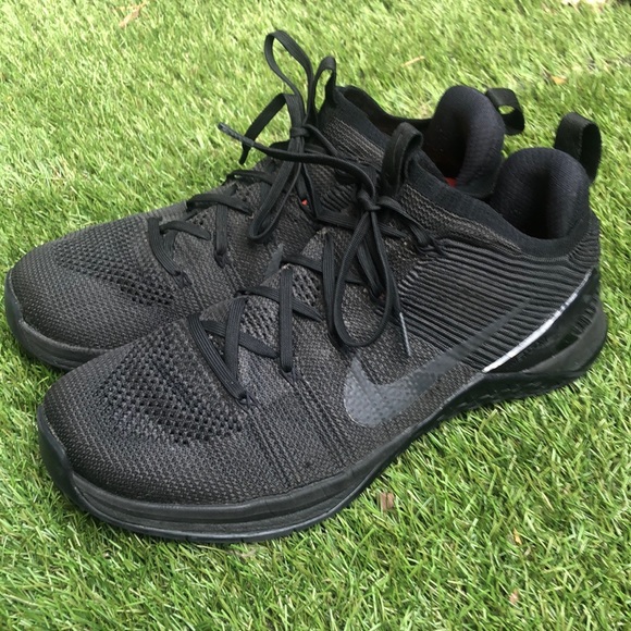 nike flyknit metcon 2